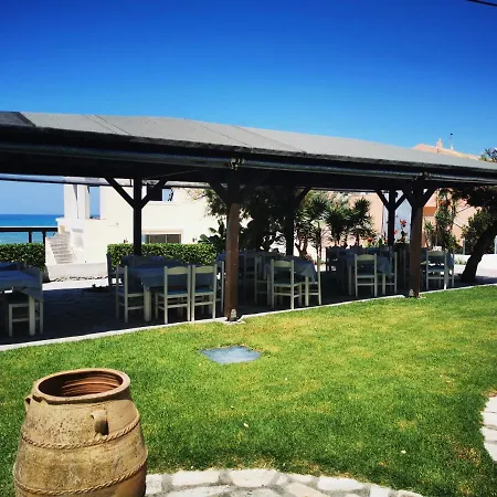 Hotel Nafsika Agios Stefanos Avliotes (Corfu)