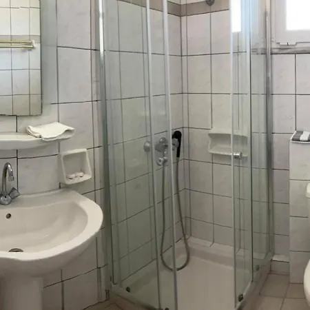 Nafsika Szálloda 2*
